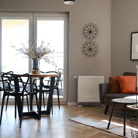 Coppery Terrace *